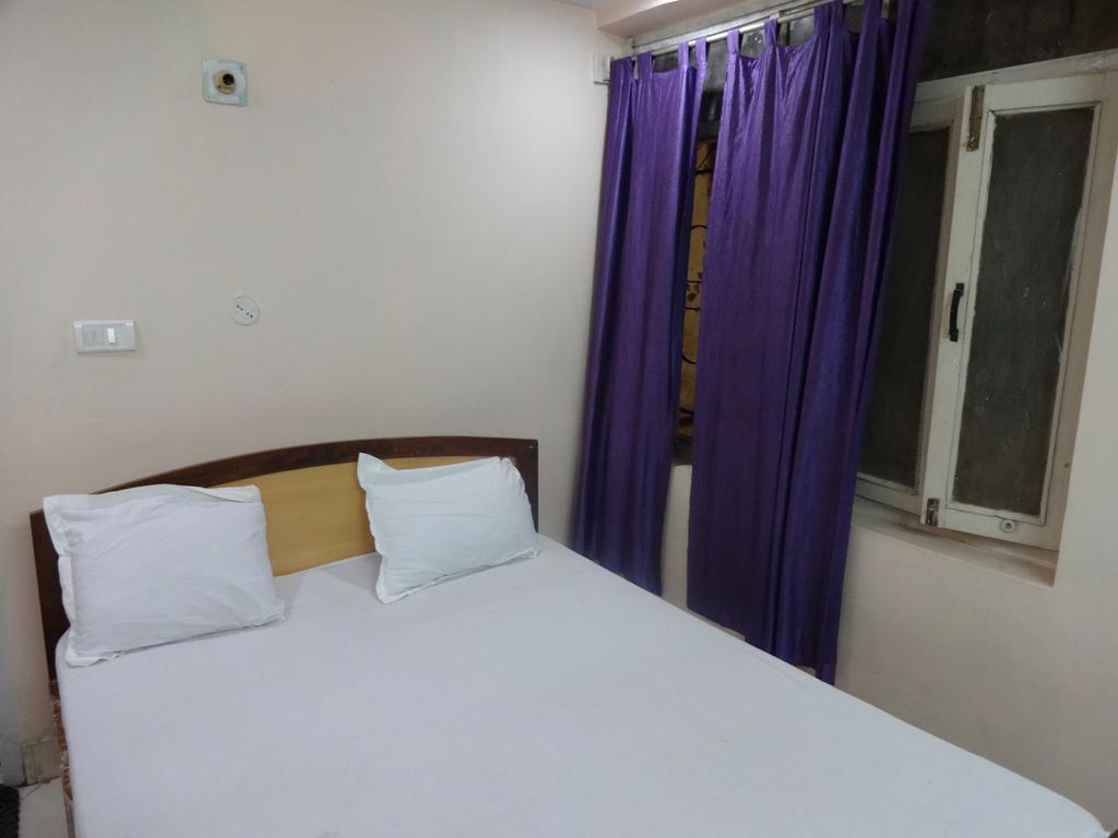 Ajatsatru Hotel 가야 객실 사진